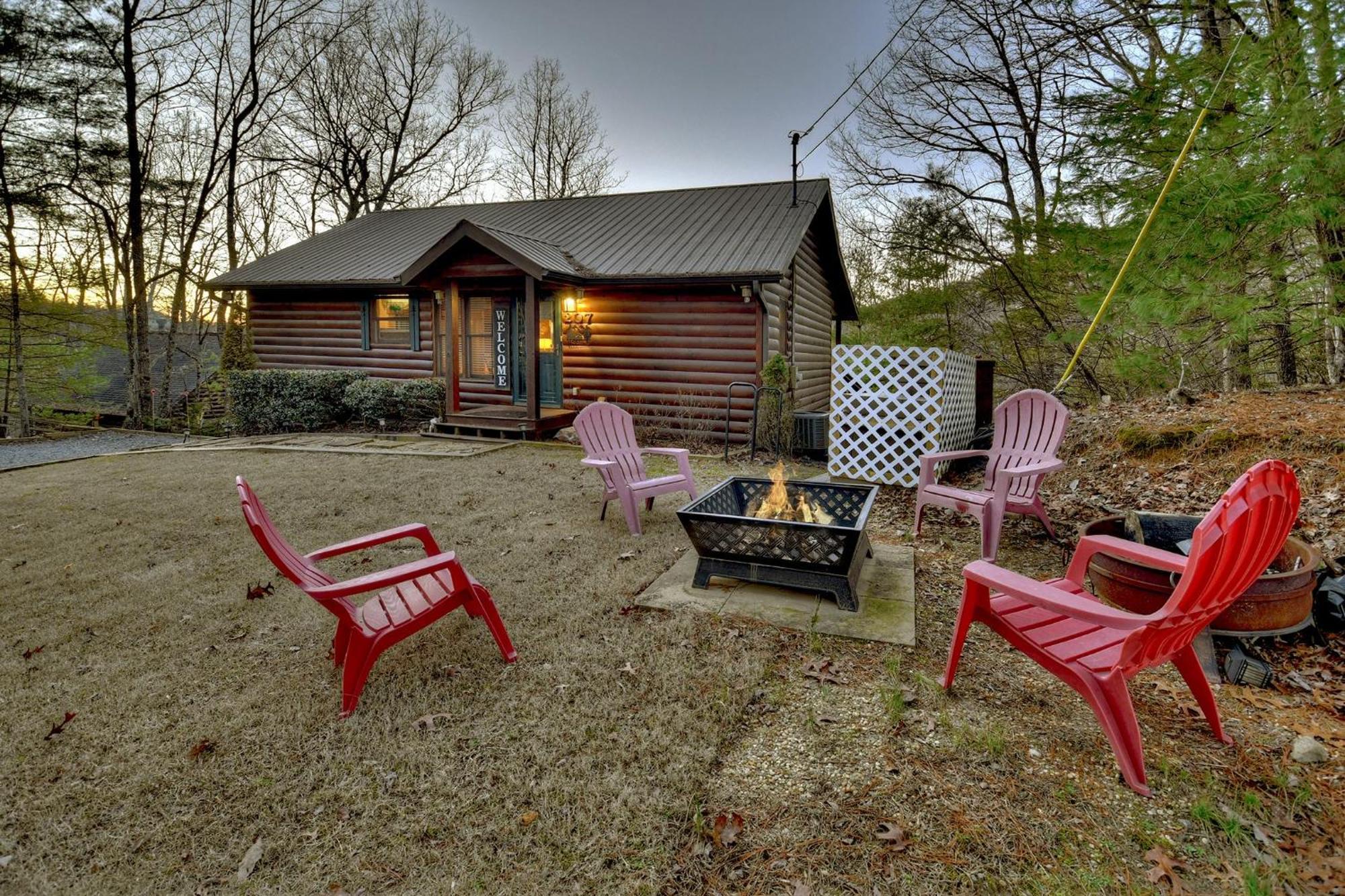 埃利杰Talking Leaves Hot Tub Firepit And Comfy King Beds别墅 外观 照片